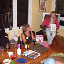 075 (2) GE DIGITAL CAMERA