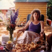 Becky shower cottage2